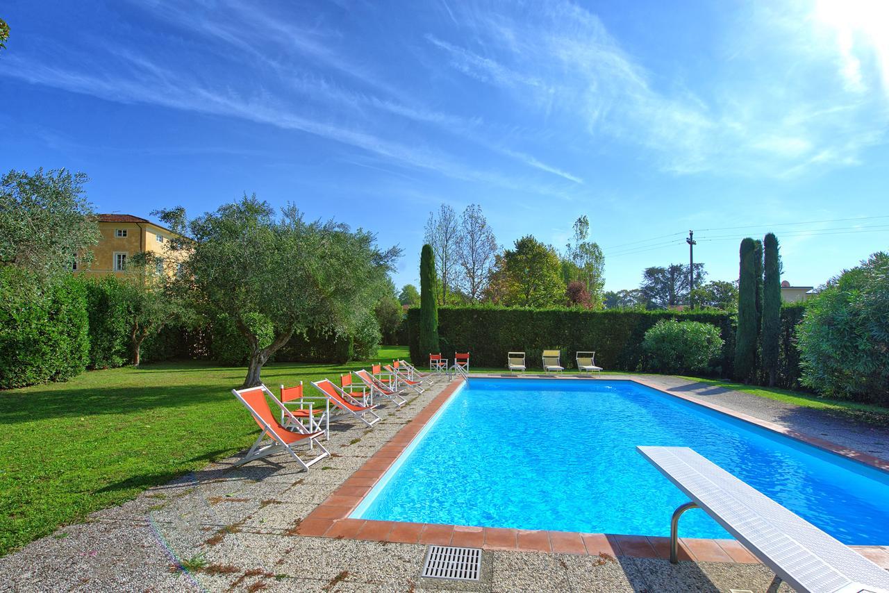 Villa Fiamma By Posarellivillas Piaggiori Екстериор снимка