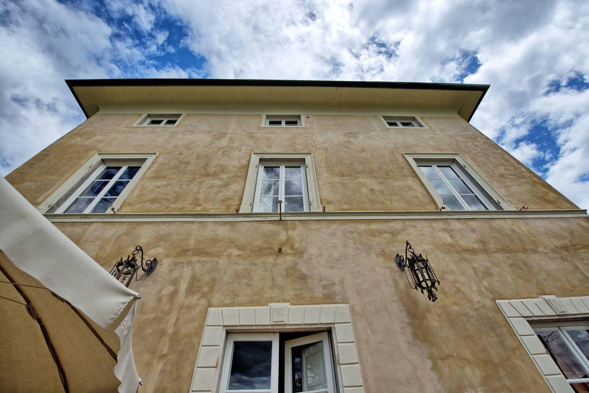 Villa Fiamma By Posarellivillas Piaggiori Екстериор снимка