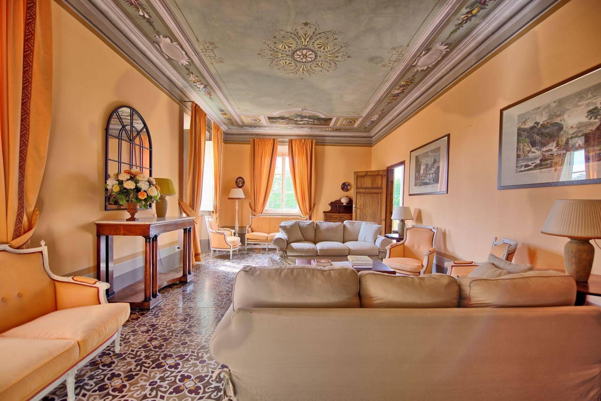 Villa Fiamma By Posarellivillas Piaggiori Екстериор снимка