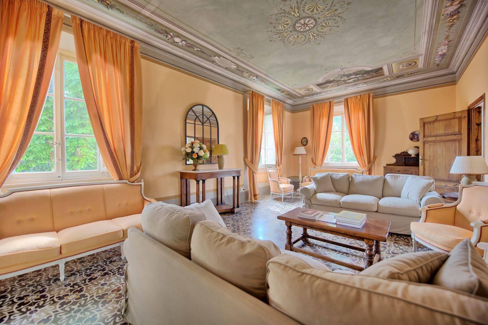 Villa Fiamma By Posarellivillas Piaggiori Екстериор снимка