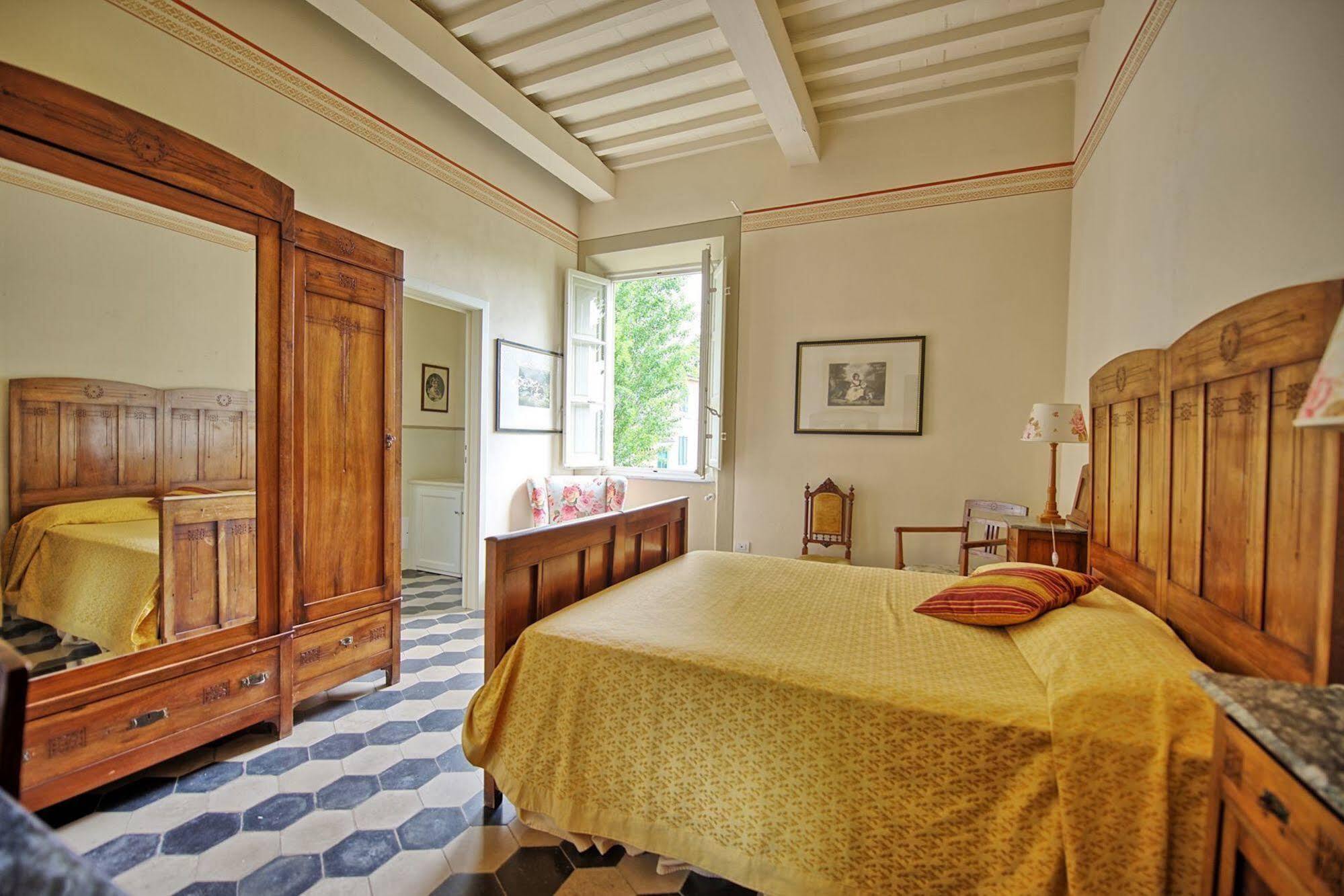 Villa Fiamma By Posarellivillas Piaggiori Екстериор снимка